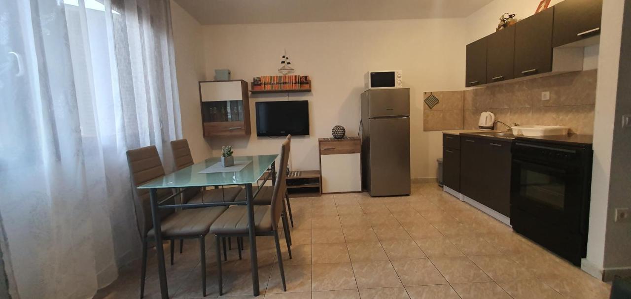 Apartments Kolak Rogoznica  Exterior foto